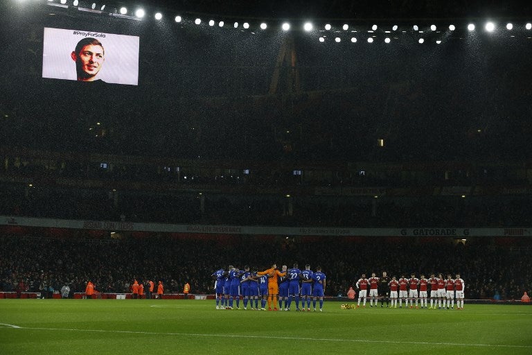 Homenaje a Emiliano Sala en el juego Arsenal vs Cardiff