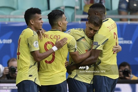 Selección Colombia celebrando un gol