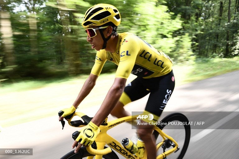 Tour de Francia - Egan Bernal, paseo por Los Campos Elíseos 