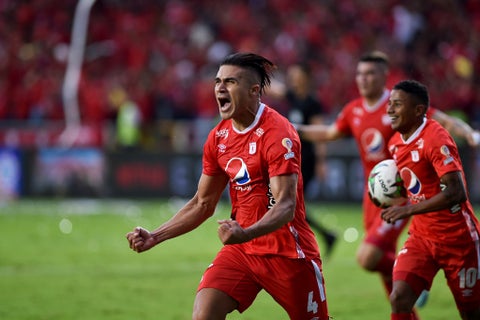 Carlos Sierra - América