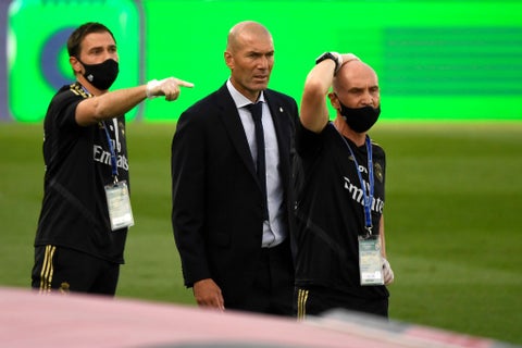 Real Madrid vs Eibar - Zinedine Zidane