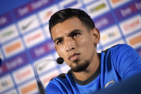 Daniel Muñoz - Genk de Bélgica