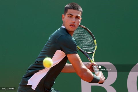 Carlos Alcaraz durante el abierto de Mónaco 2022.