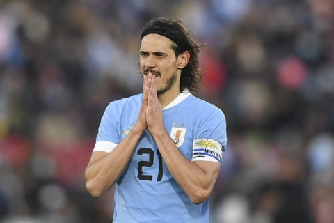 Cavani, uno de los investigados por la FIFA