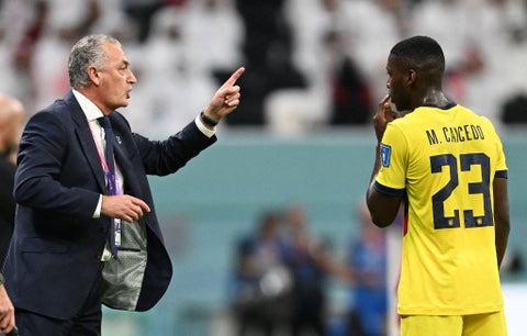 Gustavo Alfaro con la selección de Ecuador