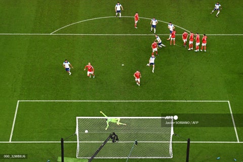 El golazo de Rashford en el partido de Inglaterra ante Gales