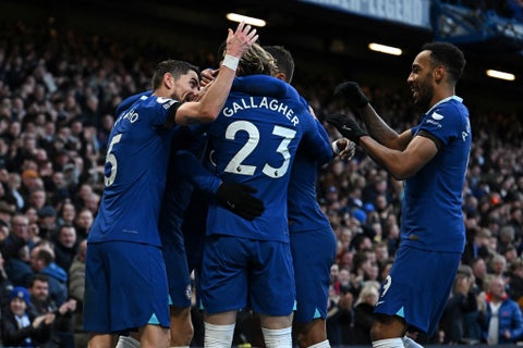 Chelsea va por la recuperación en la Premier League