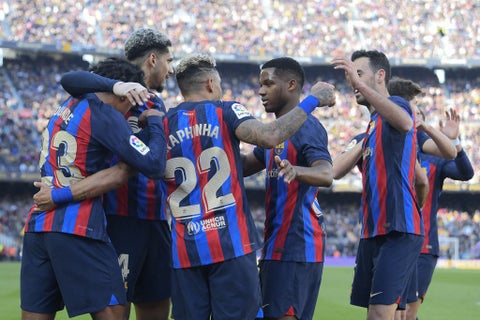 Barcelona sufrió para ganarle al Valencia en LaLiga