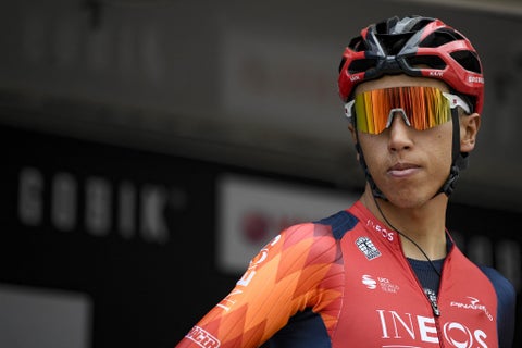 Egan Bernal antes de tomar la partida en la primera etapa de la Vuelta a Cataluña