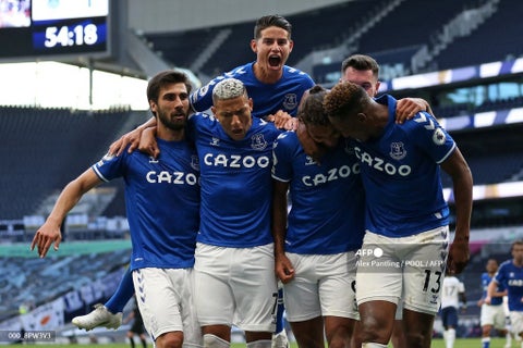 Everton 2020 - James y Yerry Mina