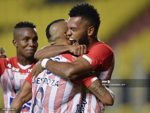 Junior venció a Barcelona en Guayaquil