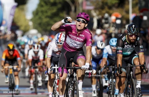 Arnaud Démare lleva tres victorias en el Giro de Italia