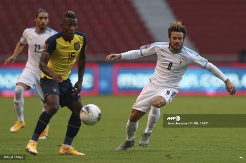 Nahitan Nández, Uruguay