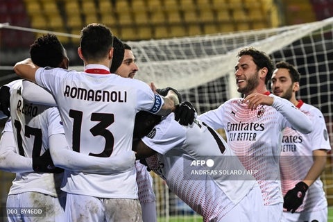 El AC Milan, puntero de Italia