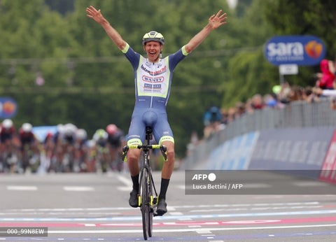 Taco van der Hoorn ganó la etapa 3 del Giro de Italia