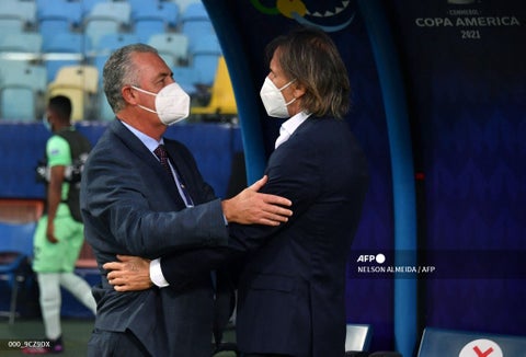 Ricardo Gareca y Gustavo Alfaro