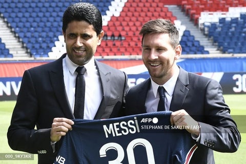 Nasser Al Khelaifi y Messi, en el PSG