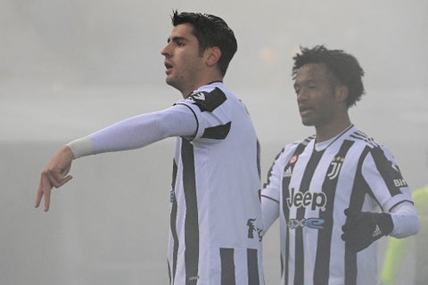 Juan Guillermo Cuadrado y Álvaro Morata en la Juventus