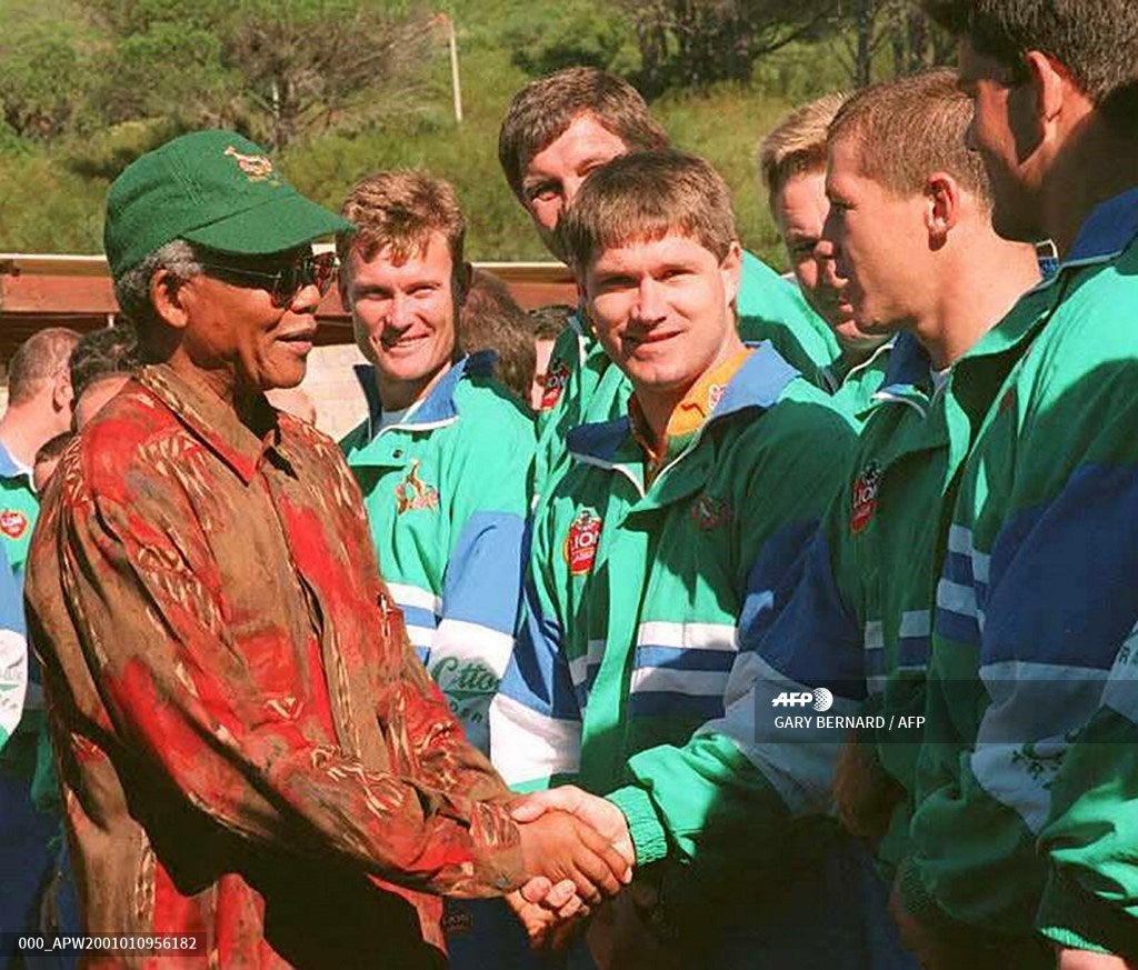 Nelson Mandela conociendo a los Springboks