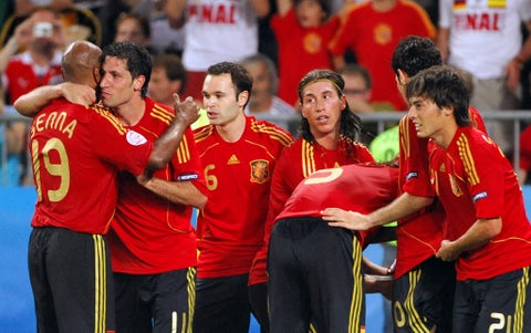 Marcos Senna, campeón con España de la Eurocopa en 2008