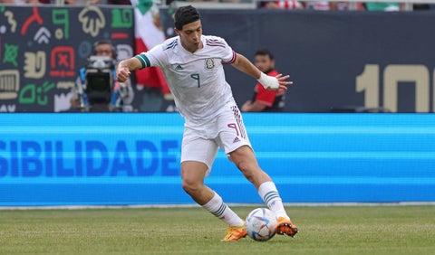 Raúl Jiménez contra Ecuador