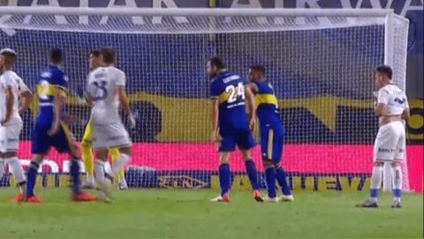 Frank Fabra le pegó a Izquierdoz en Boca