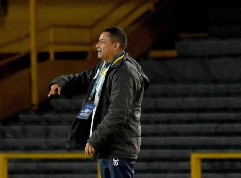 César Torres, técnico saliente de Alianza Petrolera