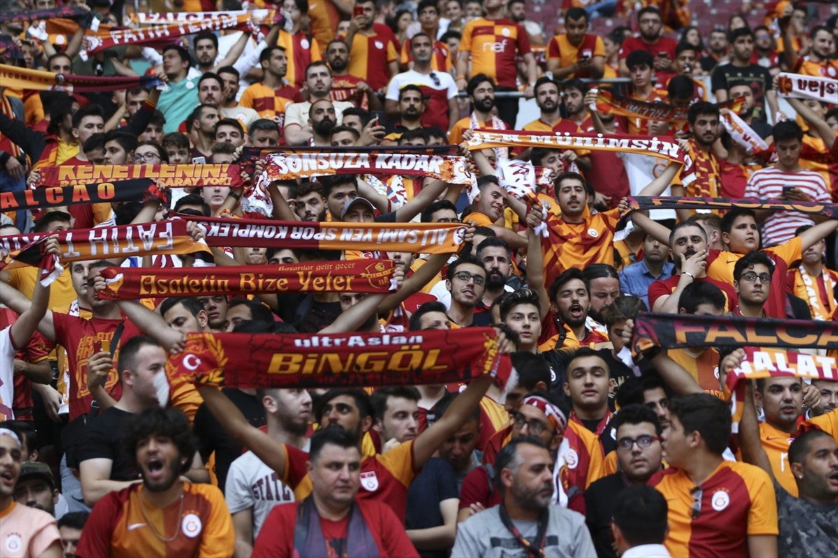 Presentación de Falcao en el Galatasaray 