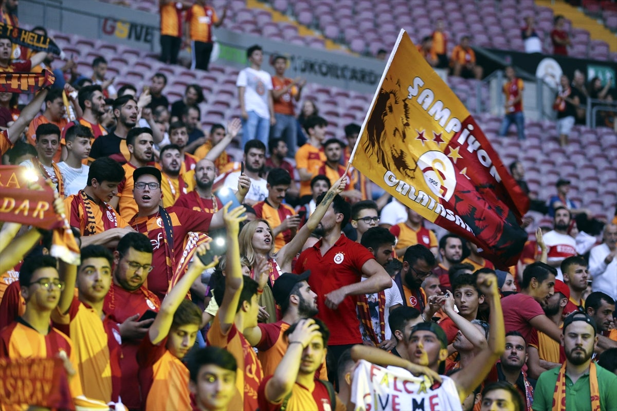 Falcao, Galatasaray, Presentación 