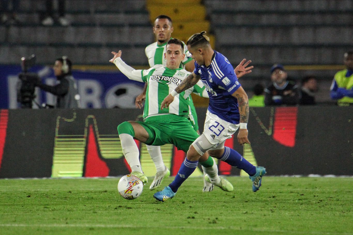 Millonarios enfrenta a Nacional en juego válido por la final - Ida de la Copa BetPlay en el estadio Nemesio Camacho El Campin.