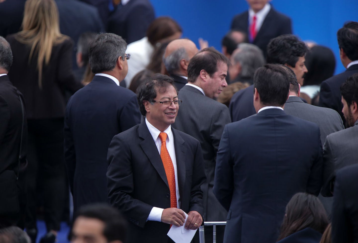 Hinchas homenajean a los sobrevivientes del Chapecoense durante un amistoso ante Palmeiras en enero de 2017