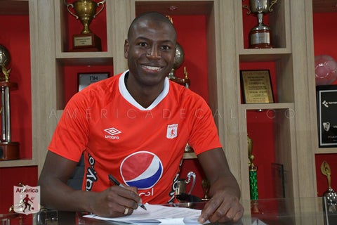 América, Adrián Ramos