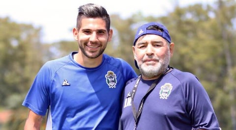 Jhonatan Agudelo y Maradona