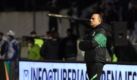 Alejandro Restrepo, entrenador Nacional