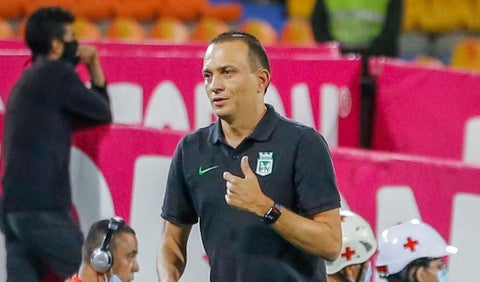 Alejandro Restrepo, Nacional