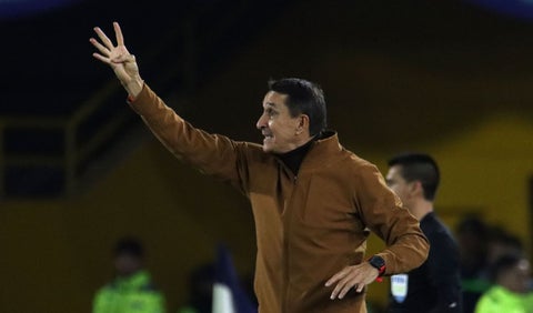 Alexandre Guimaraes, entrenador de América