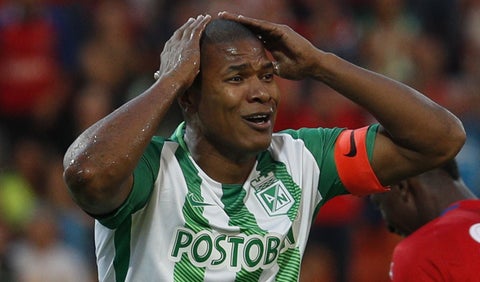 Alexis Henríquez, central de Nacional