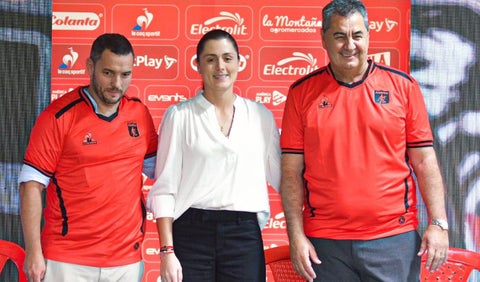 Presidenta y cuerpo técnico del América de Cali 2024-2