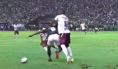 Ángelo Rodríguez, falta en la final