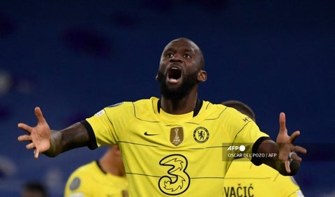 Antonio Rudiger cerca de llegar al Real Madrid.