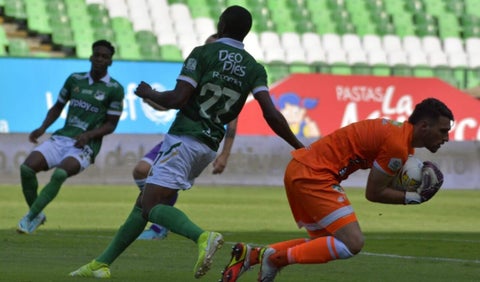 Arquero Washington Ortega en Cali vs La Equidad