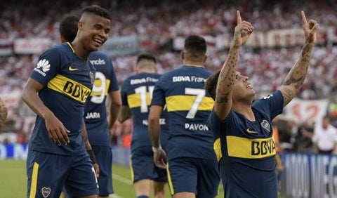 Wilmar Barrios y Edwin Cardona, futbolistas colombianos al servicio de Boca Juniors