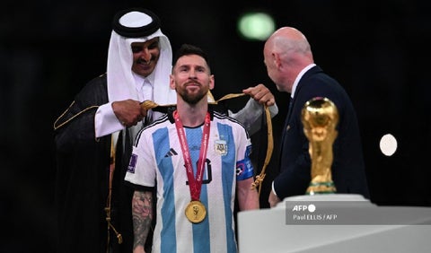 Bisht usado por Messi