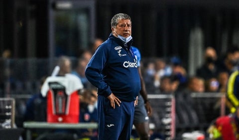 Bolillo Gómez, Honduras