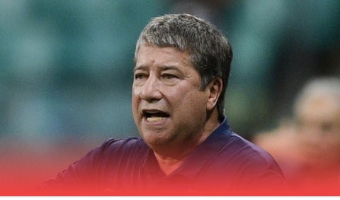 Video del 'chiste' de la monja y el cura de Bolillo Gómez