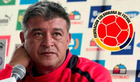 Claudio Borghi, técnico de fútbol