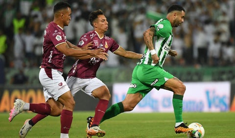 Cardona no dio tiempo a rumores y definió su continuidad en Nacional