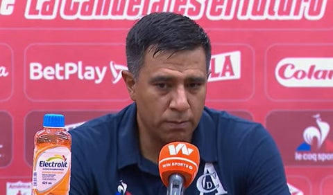 César Farías como técnico del América