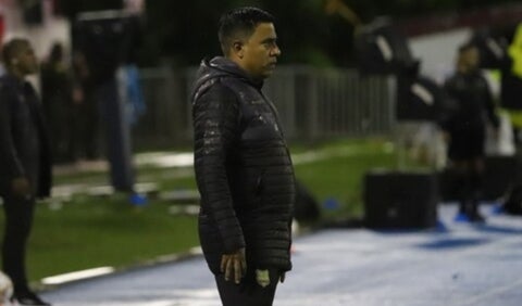 César Farías - Águilas Doradas