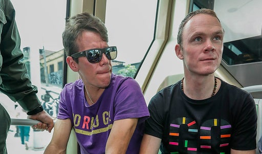 Chris Froome y Rigoberto Urán